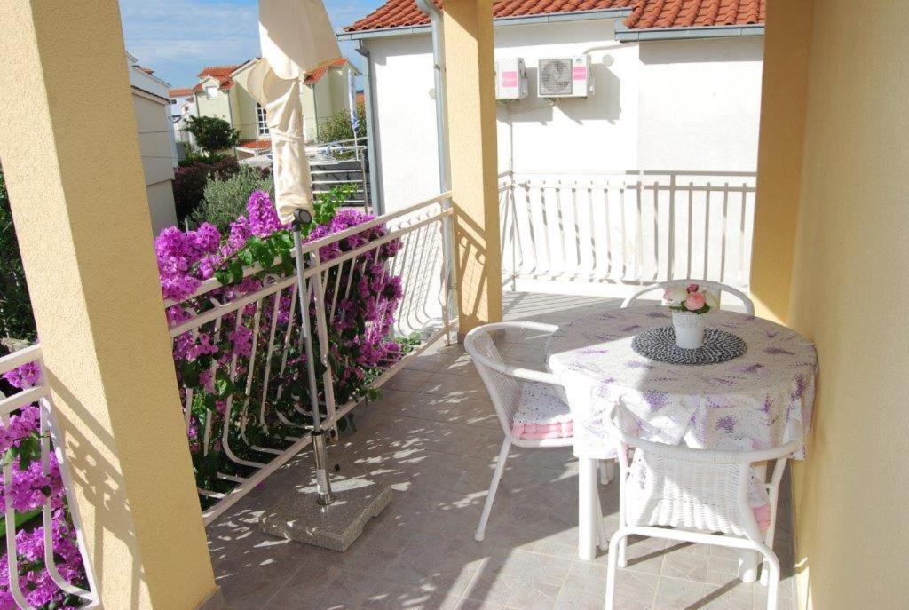 Marla1 Appartement Vodice Buitenkant foto